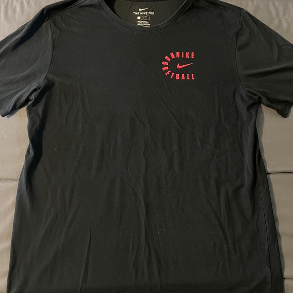 Nike Dri-fit basketball t-shirt - Picture 2 of 5